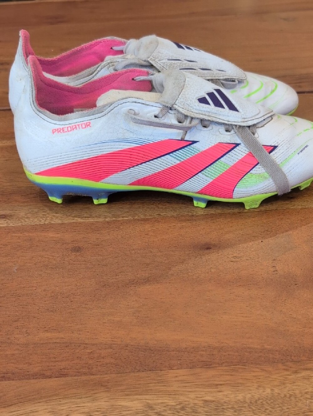 adidas White Predators - Picture 2 of 8